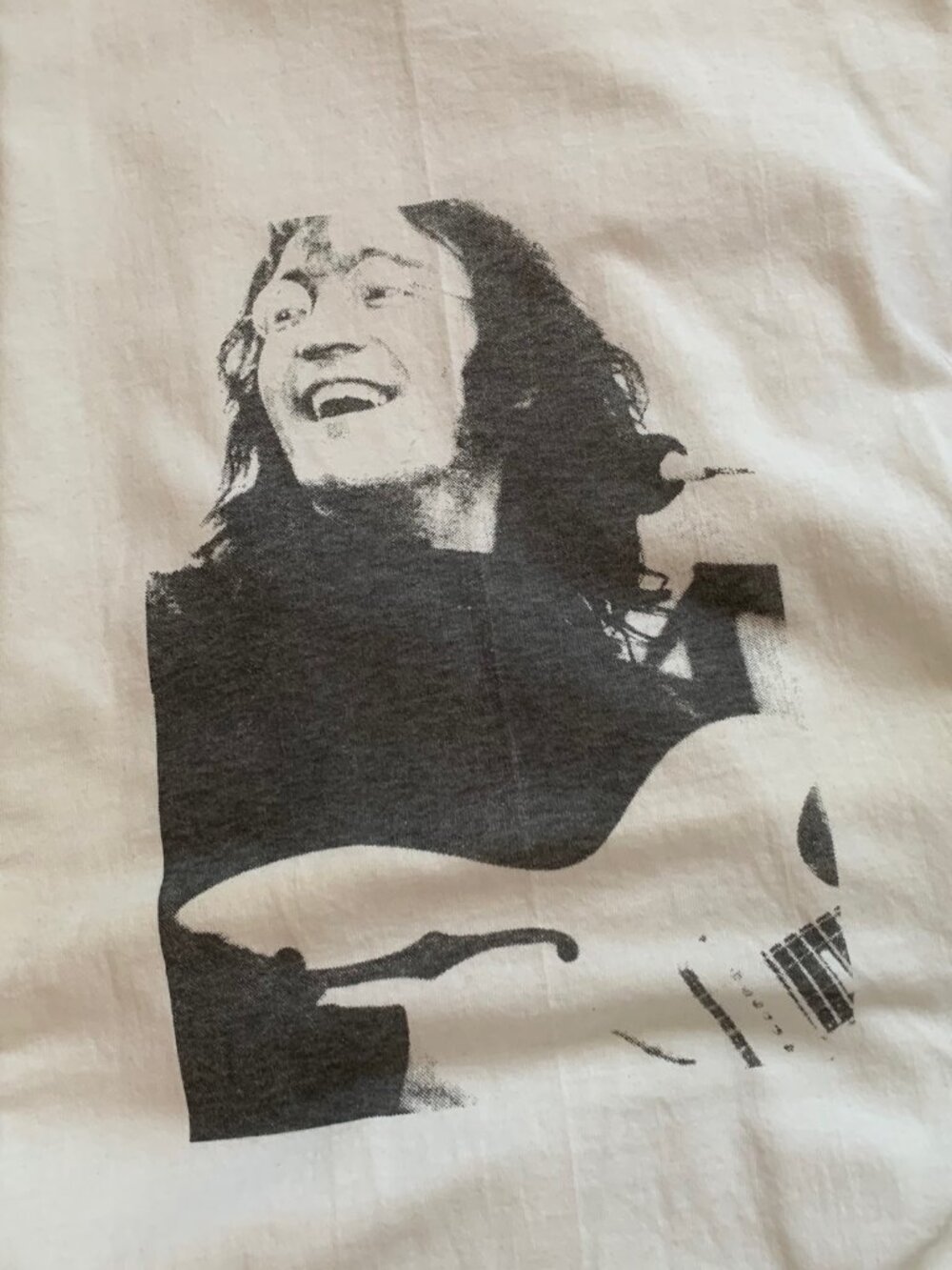 VINTAGE JOHN LENNON T SHIRT
